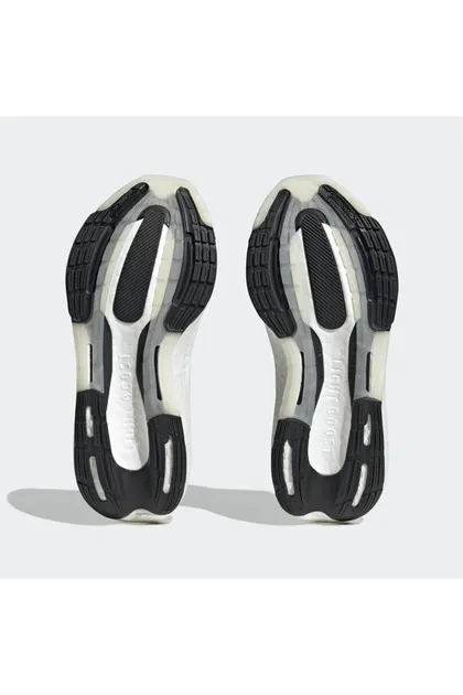 کفش دویدن زنانه سبک Ultraboost GY9353