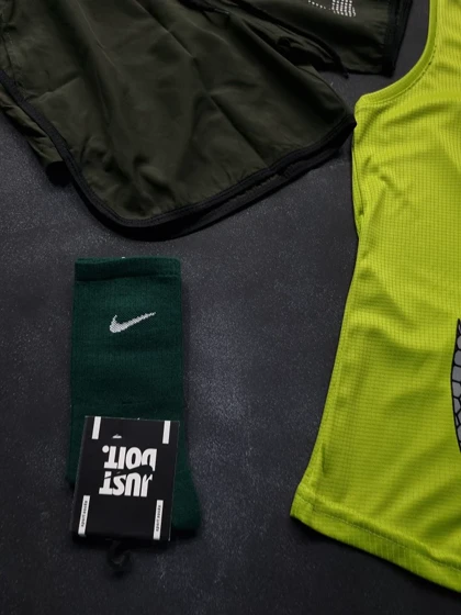 ست رکابی و شلوارک نایکی با تم سبز