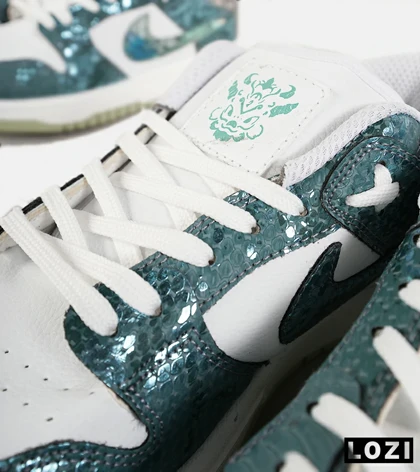 کفش کتانی مردانه و زنانه سبز سفید NIKE dunk low steam puppet مدل 7222