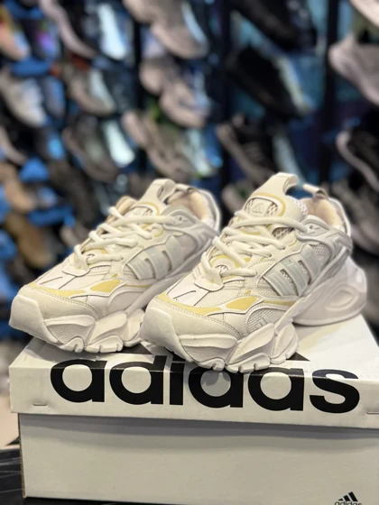 کتانی رانر آدیداس سفید