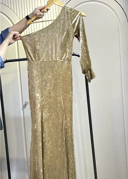 پیراهن مخمل یک‌طرفه