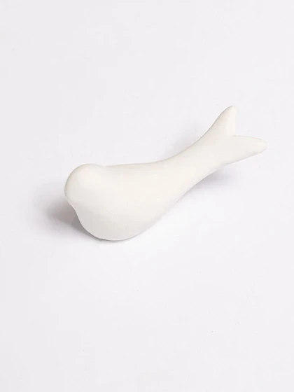 مجسمه مرغ آمین