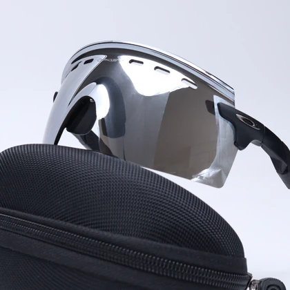 عینک برند OAKLEY کد 181402