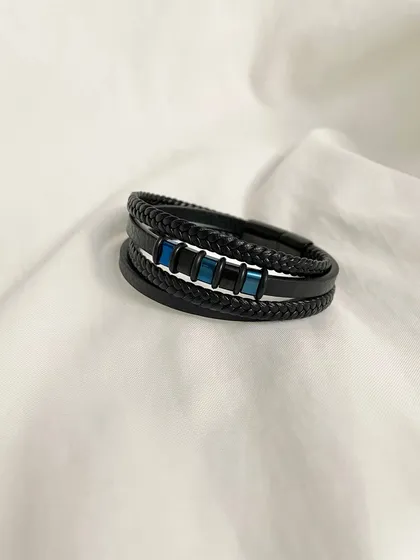 دستبند چرم چهار لاین