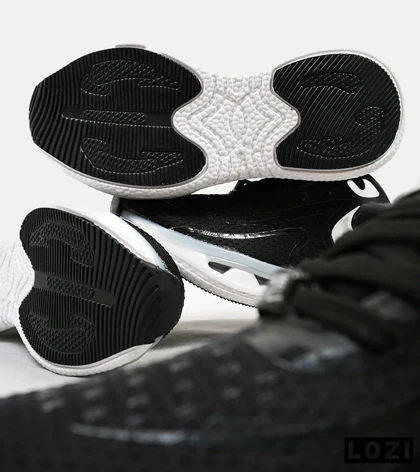 کفش کتانی مردانه مشکی سفید NIKE pegasus 33