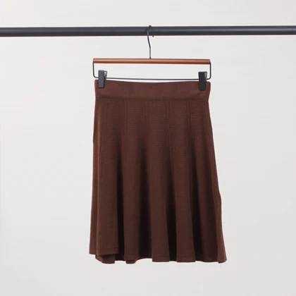 دامن کوتاه شقایق