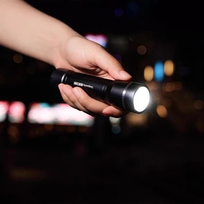چراغ قوه یوپین شیائومی XIAOMI اصل مدل FZ103 قابلیت زوم روشنایی 1000 لومن