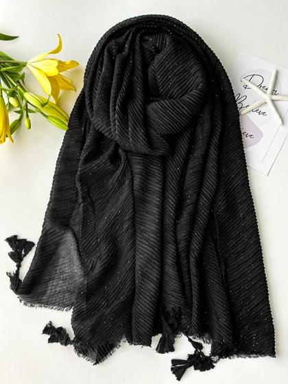 شال مشکی اکلیلی