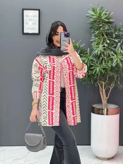 مانتو طرحدار سنتی دکمه فلزی