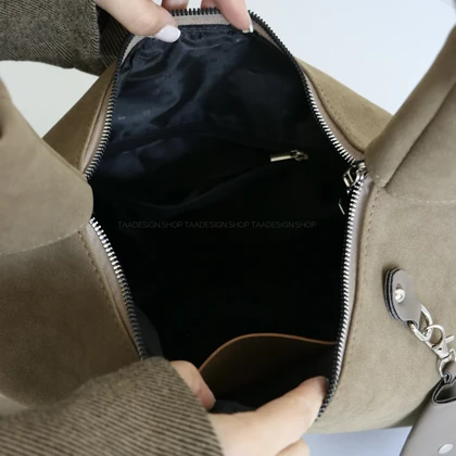 کیف زنانه بزرگ مدل لامیس جیر