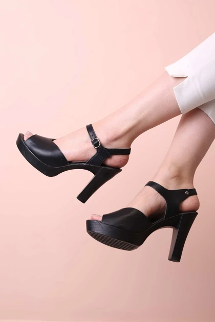 کفش صندل زنانه رکابدار کد 621