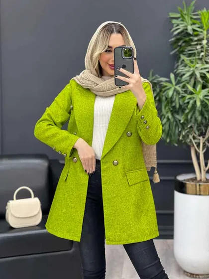 مانتو حصیری دکمه طلایی