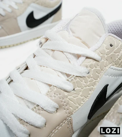 کفش کتانی مردانه سفید کرم نایک NIKE jordan 1