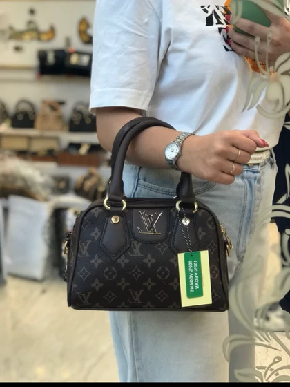کیف زنانه لویی ویتون LV
