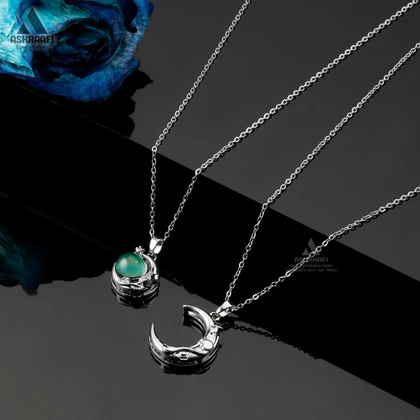 گردنبند ست ماه و مروارید Sailor Half Moon Necklace