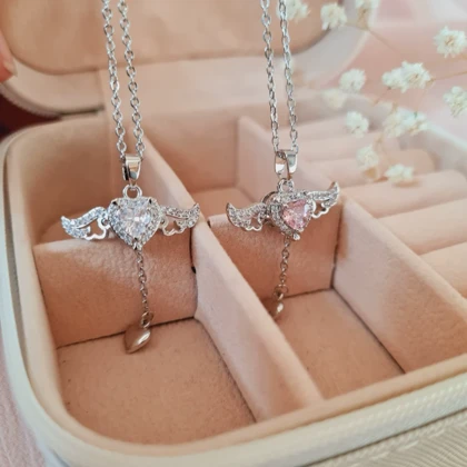 گردنبند قلب بالدار آنجل