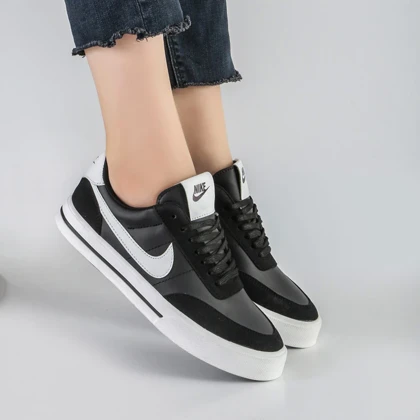 کفش و کتانی زنانه رنگ مشکی سفید مدل نایک NIKE