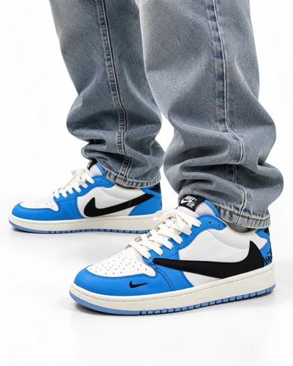 کفش کتانی مردانه مدل نایکی ترویس سفید آبی مشکی Nike travis