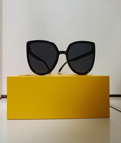 عینک آفتابی زنانه Channel شانل گربه ای مشکی فوق العاده خاص و زیبا دارای استاندارد UV400