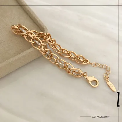 دستبند زنجیره و خط نگین‌دار