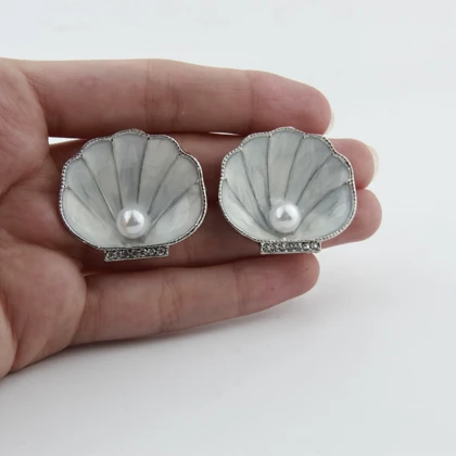 گوشواره زنانه مدل صدف