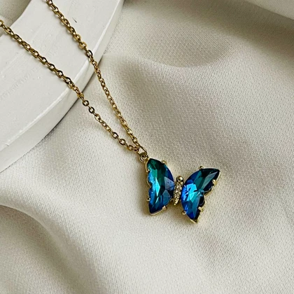 گردنبند پروانه