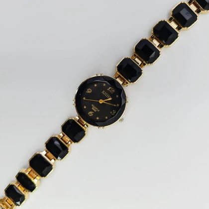 ساعت مچی زنانه مجلسی EHHE نگین‌دار با موتور کوارتز