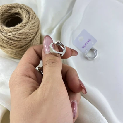 گوشواره زنانه ژوپینگ مدل لوزی