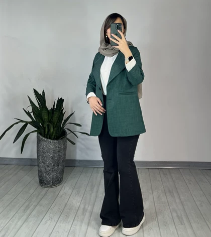 مانتو کتی ماهناز(با قد بلندتر)