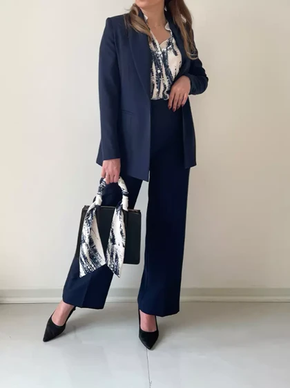 ست سه تکه کت و شلوار و شومیز سرمه‌ای دیواین (Devine) 5553