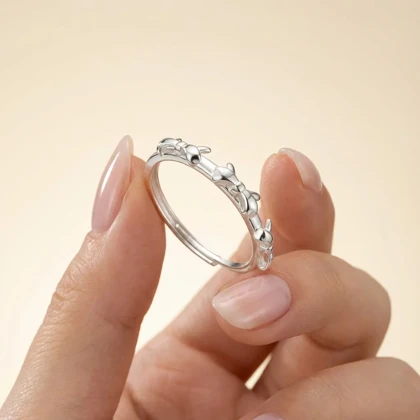 انگشتر زنانه با طرح زیبای پاپیون، ظرافت و زیبایی در دستان شما