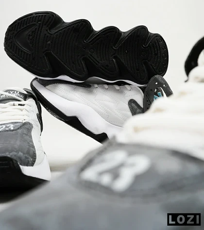 کفش کتانی ساق‌دار مردانه سفید طوسی Nike air jordan 23