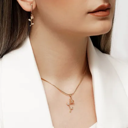 نیمست رز نگین‌دار ژوپینگ