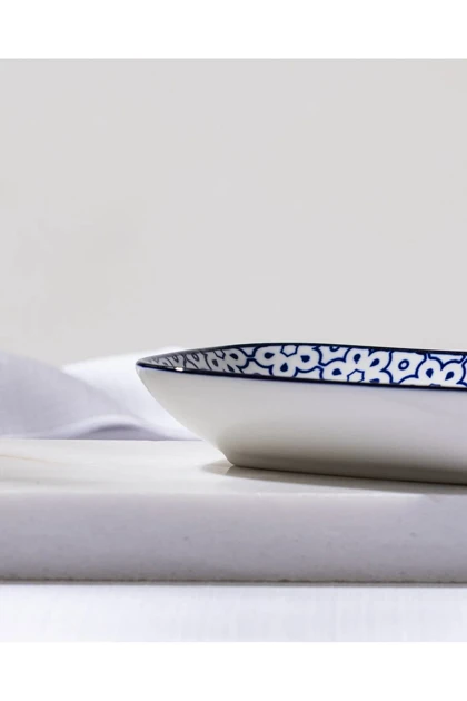 بشقاب سرو Madame Coco مدل Reve Bleu Lucida Bone China - آبی/سفید