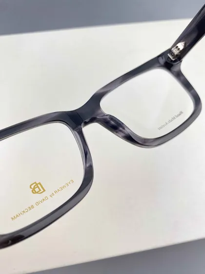 عینک طبی برند دیوید بکهام مدل DB7697