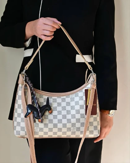 کیف دوشی و دستی زنانه بنو BENO مدل مانیا کد 4945