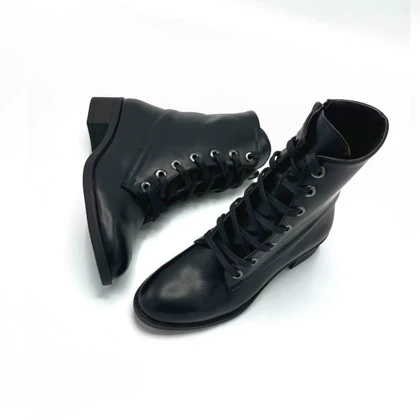 کفش نیم بوت زنانه مدل Stradivarius Flat Ankle Boots - BTB25