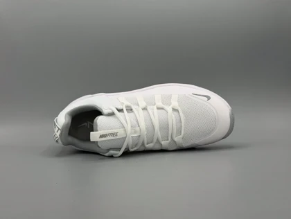 کتانی نایکی فیری متکان 7 سفید طوسی/Nike Metcon 7
