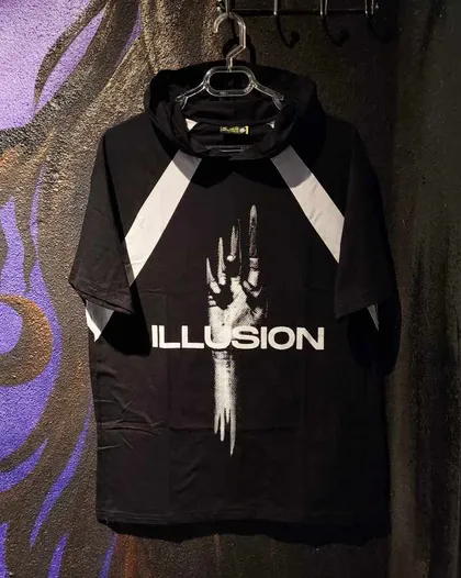تیشرت کلاهدار Illusion
