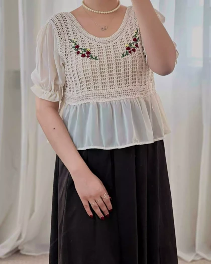 شومیز قلاب بافی استین کوتاه گلدوزی کد 5629