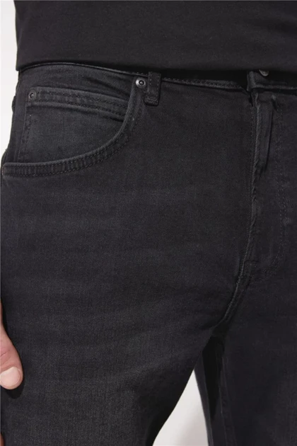 شلوار جین مردانه lee