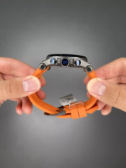 ساعت مچی مایکل کورس کورنوگراف بند نارنجی صفحه مشکی Michael Kors