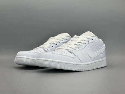 کتانی نایکی جردن1لو فول وایت/Nike Air Jordan1 low
