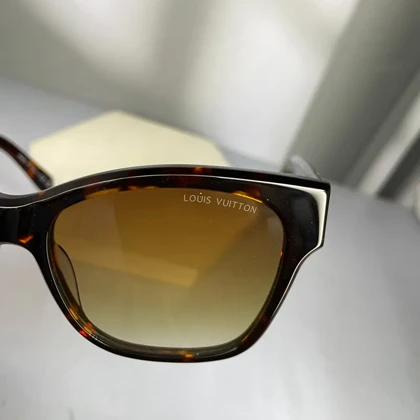 عینک آفتابی لویی ویتون مدل LOUIS VUITTON Z2648u