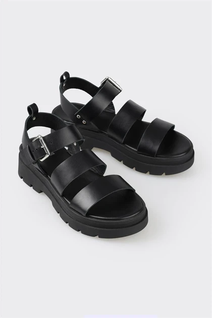 صندل اسپرت زنانه اله elle