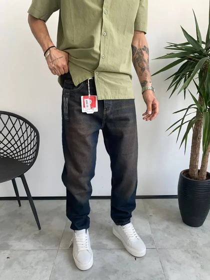 شلوار مام فیت کثیفشور مسی ساده BALENCIAGA