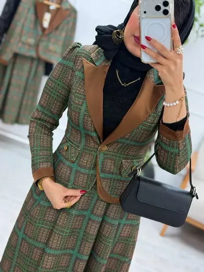 کت و پیراهن طناز