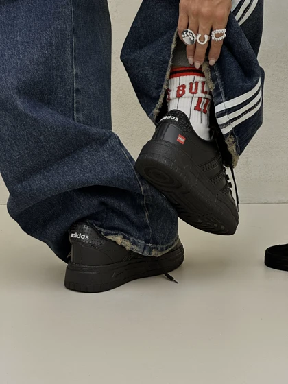 کتانی ADIDAS