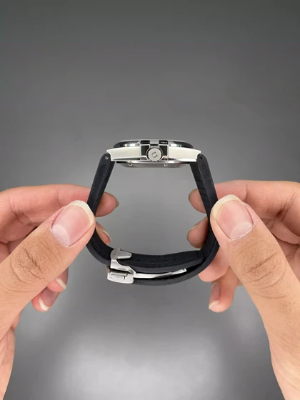 ساعت مچی امگا کانستلیشن بند مشکی صفحه سفید Omega Constellation