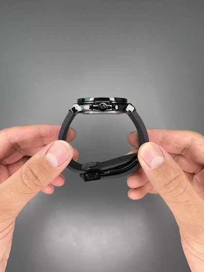 ساعت مچی اوبلو قاب نگین‌دار تمام مشکی Hublot Big Bang